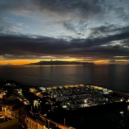 Gigantes In Front Of Sea Appartement